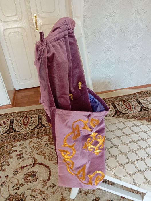 Продам қоржын велюровый