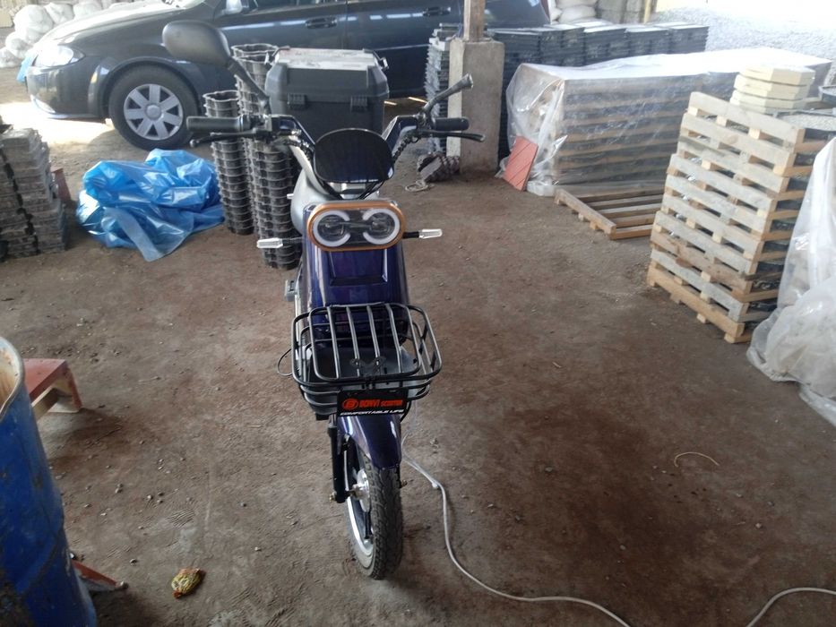 Skuter sotiladi holati zoʻr