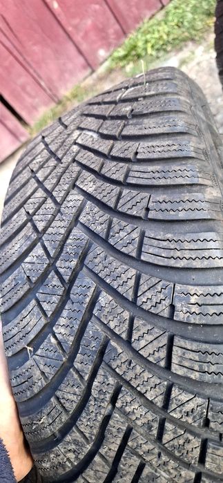 Vand jante de bmw seria 3 cu cauciucuri M+S