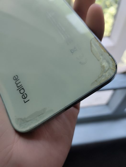 Продам телефон Realme C35