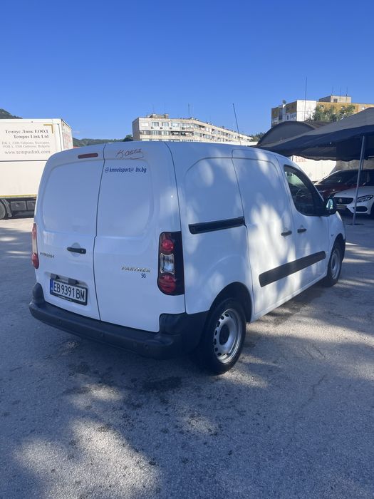 Peugeot partner 2016г.  1.6hdi 90кс