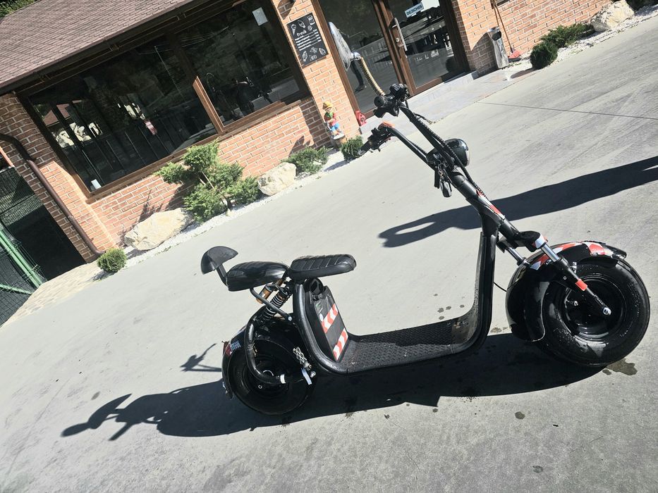 Vând schimb scuter electric