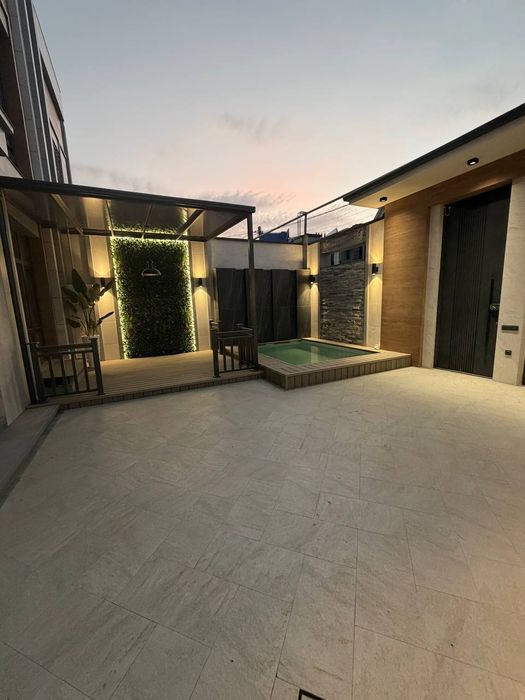 Продам евро дом Циалковском 2 сотки 4 уровня 6 комнат 460м2