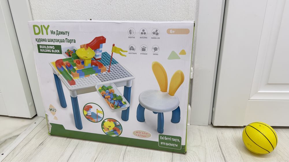 Конструкторы лего и настольная игра