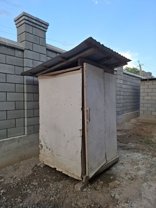 Срочно продам уличный туалет