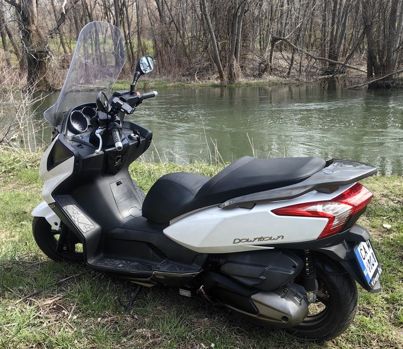 Скутер Kymco Downtown 300i ABS