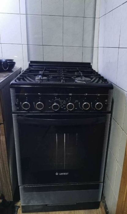 Продается газовая плита