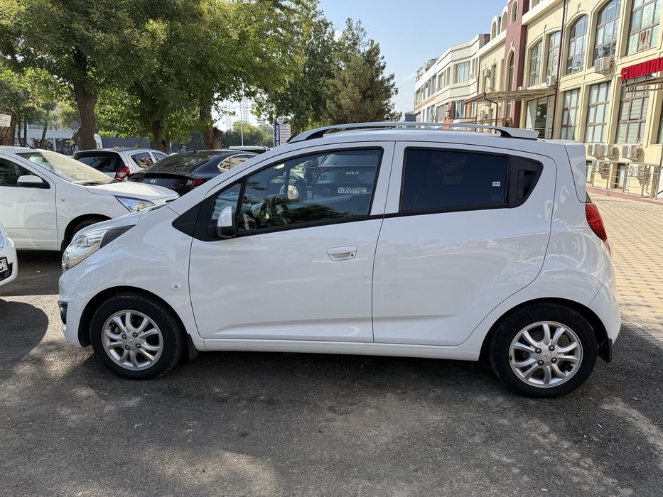Spark 2020 avtomat 20.000 probeg toza