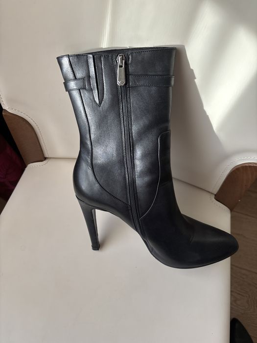 Елегантни ботуши