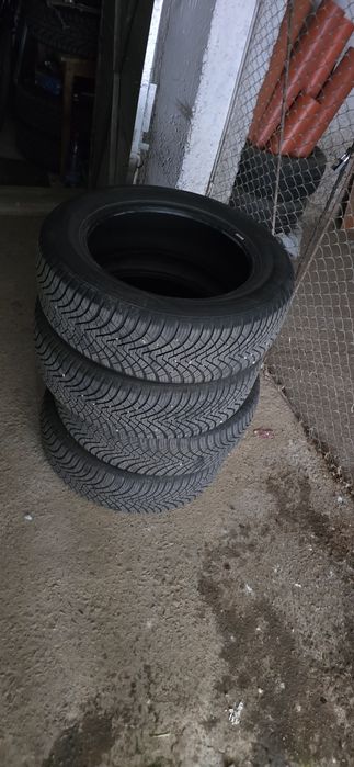 Anvelope Dacia Duster 215 / 60 R17 Laufenn Mixte