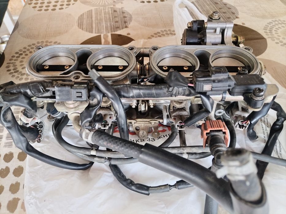 Инзекция за Yamaha r1 04/06г.