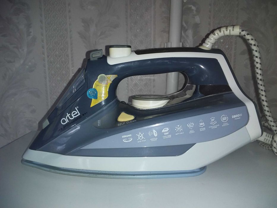 Утюг Artel ART-SI-2322 Работает Лампочка Горит НО НЕ Нагревается