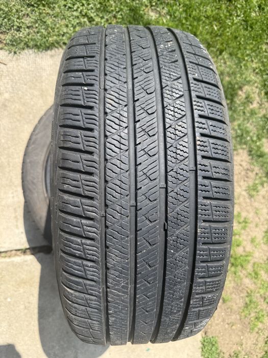 Anvelope 235 45R18