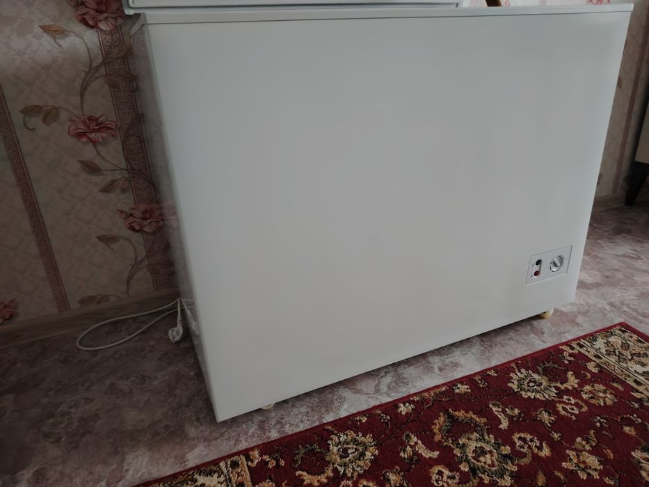 Продам Морозильник