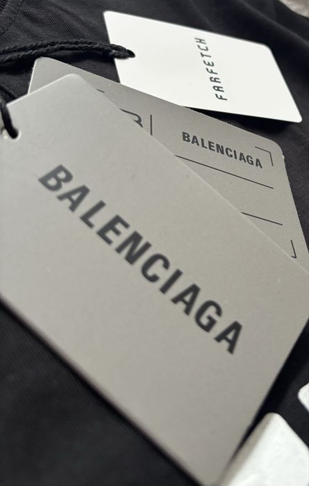Tricou Balenciaga