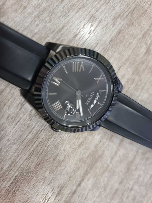 Мъжки часовник GUESS 42 мм
