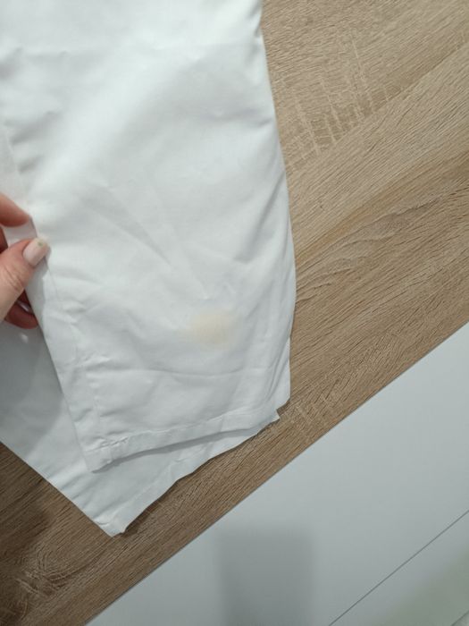 Pantalon asistenta medicala