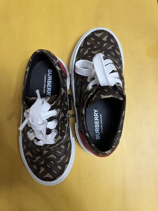 Burberry детски маратонки