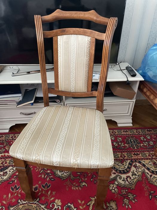 Стол и 6 стульев дерево