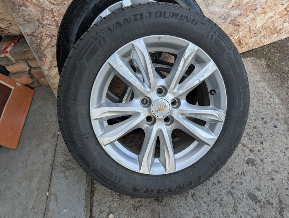 Шины с дисками в комплекте