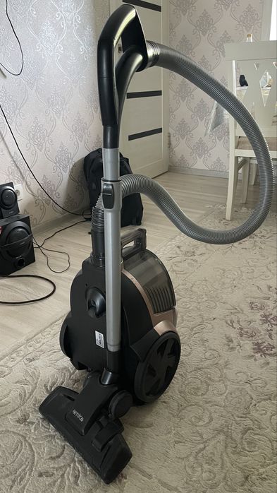 Пылесос Arnica pilisos