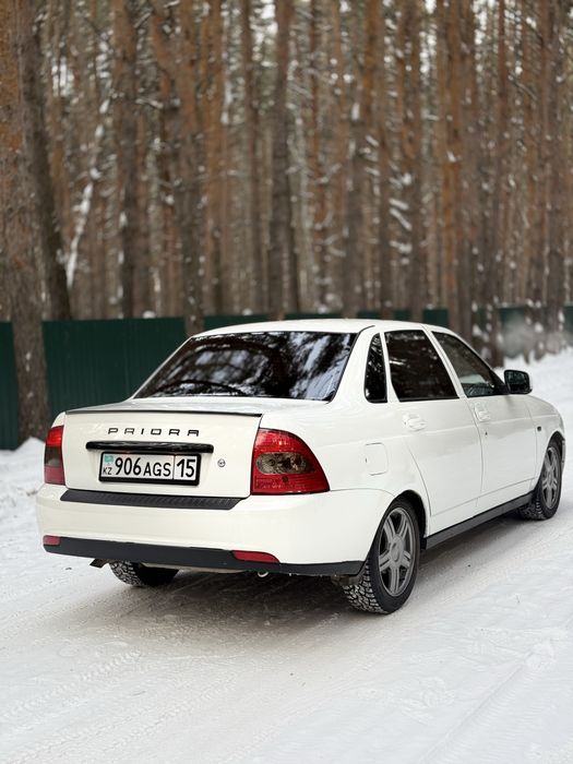 Продам приору 2013год