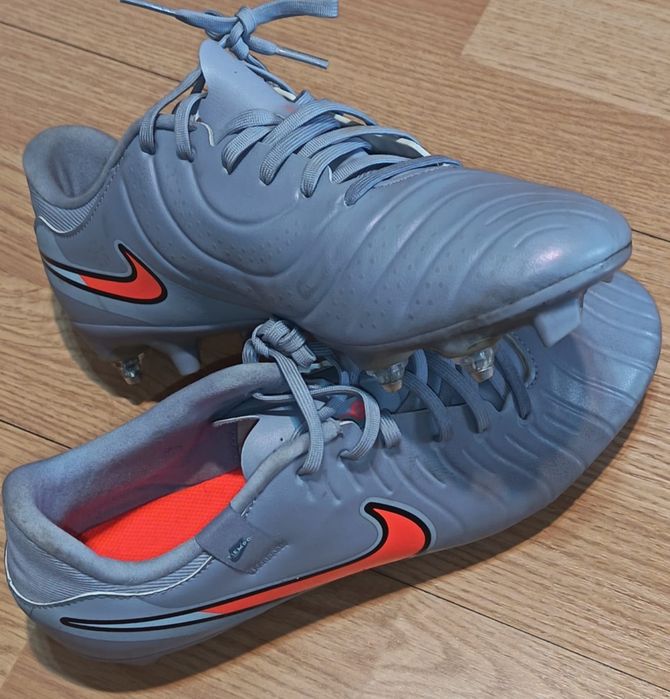 Ghete fotbal Nike tiempo 42.5