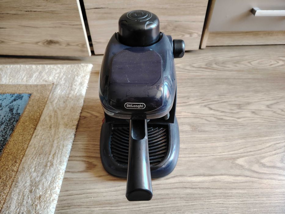 Espressor cafea DeLonghi , 800 W, capacitate 0.4 litr i, negru