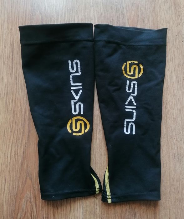 Egari colanti Skins compresie + cadou manecute Skins mma ufc k1 alergare trail running cros adidas nike