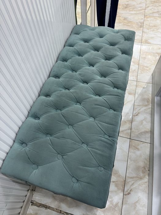 Продам банкетку - пуфик