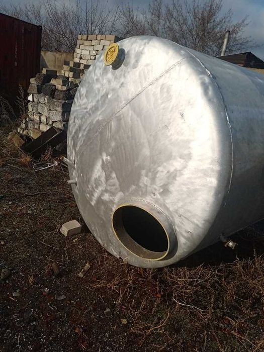 Бочка ёмкость алюминь  3,7 м3