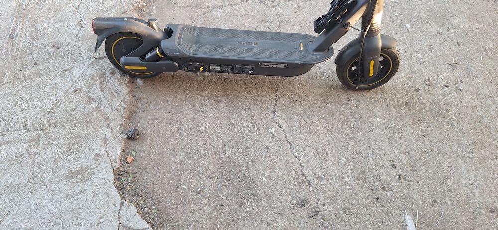 Trotineta ninebot  g2 max