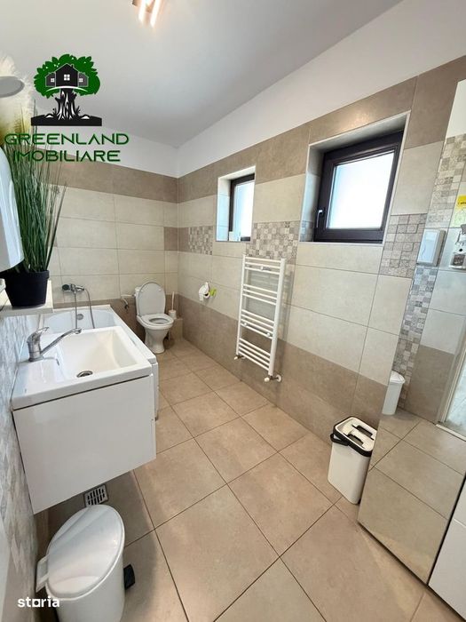 Vila / Spatiu comercial, 7 camere, 2 bai, 155 mp, Valea Lupului