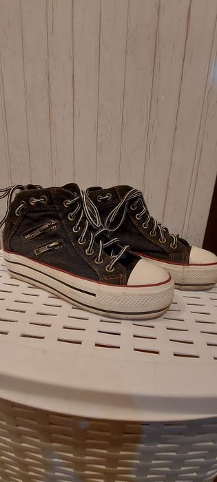 Продам модные кеды