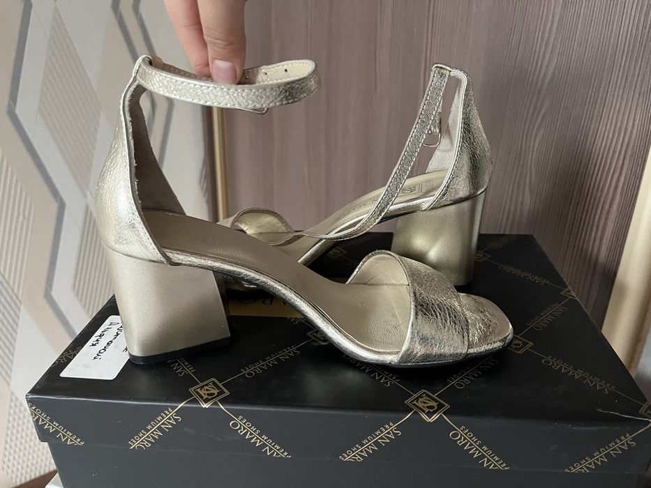 Туфли (Босоножки)