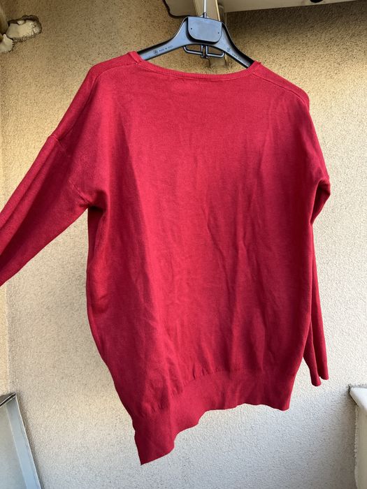 Пуловери различни цветове