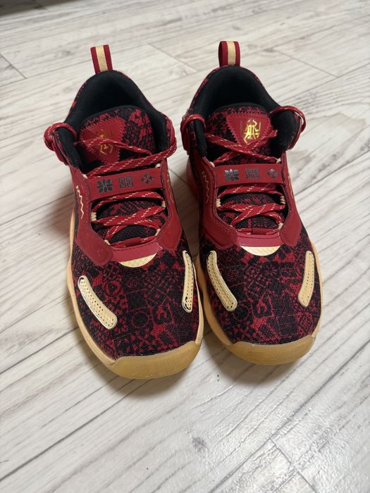 кроссовки Adidas ISSUE #3