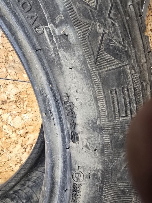 Продам резину 285/50/20