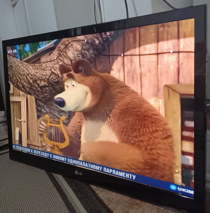 Телевизор LG 109 см