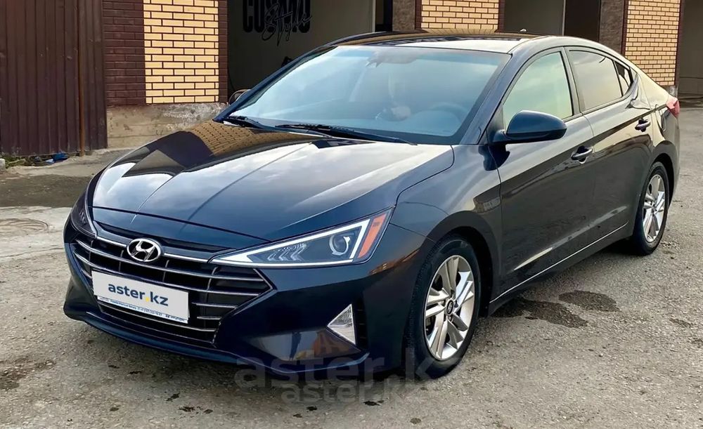 Стекла фар  Hundai elantra 19-20г.