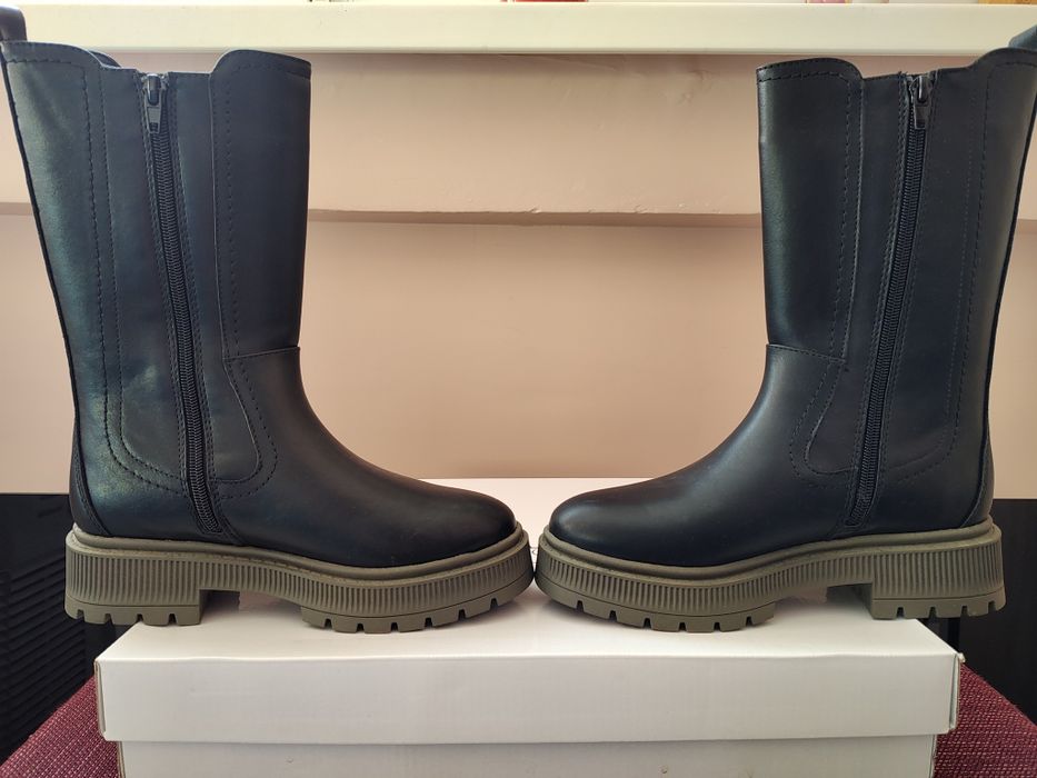 нови, Deichmann, №36/ 50% отстъпка