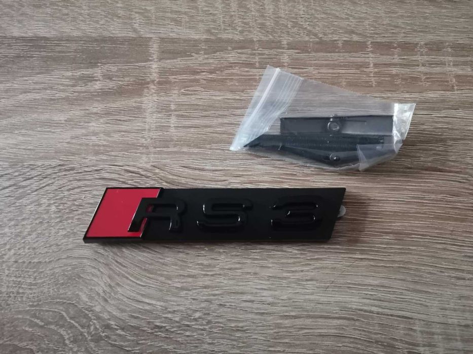 Предна решетка черна емблема Audi Ауди RS3