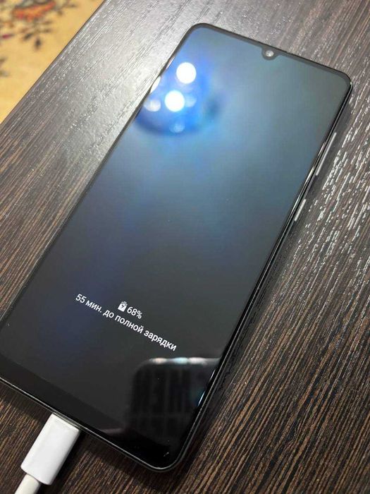 телефон Samsung A31