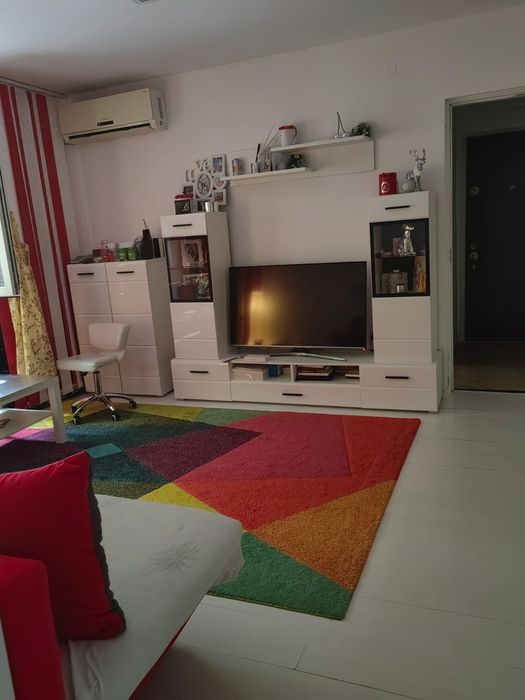 Apartament 2camere semidecomandat