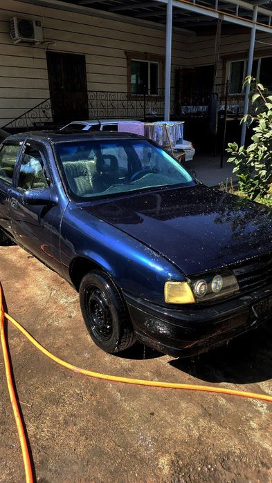 Опел г1991 объём 2.0