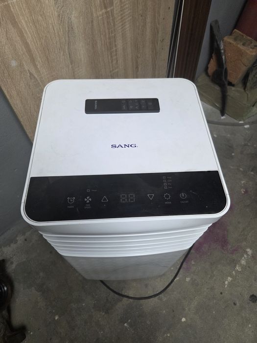 Климатик за топло и студено