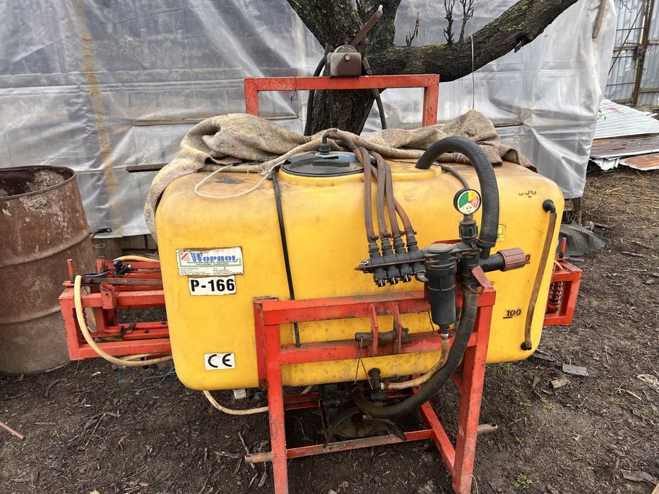 Tractor Universal 650