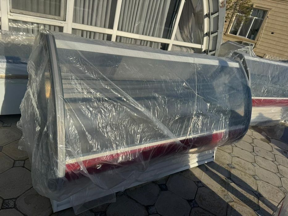 Витринный холодильник