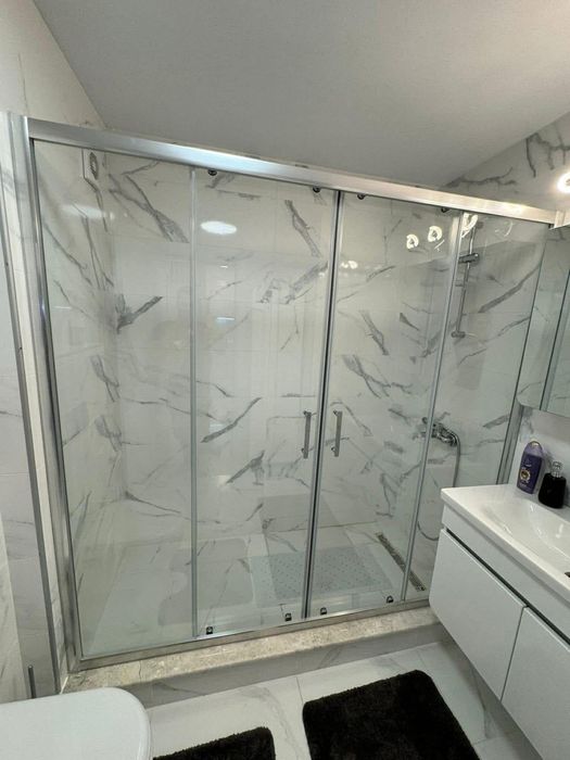 Inchiriez apartament de LUX in bloc NOU ULTRACENTRAL la MAMAIA CAZINO