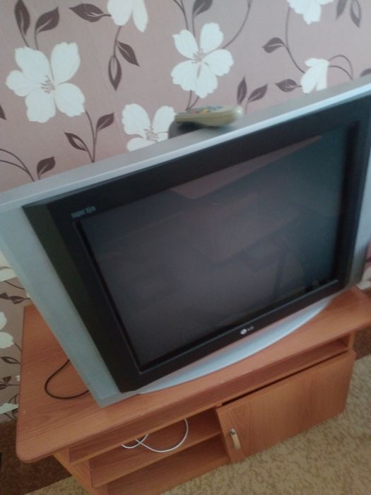 Телевизор LG б/у